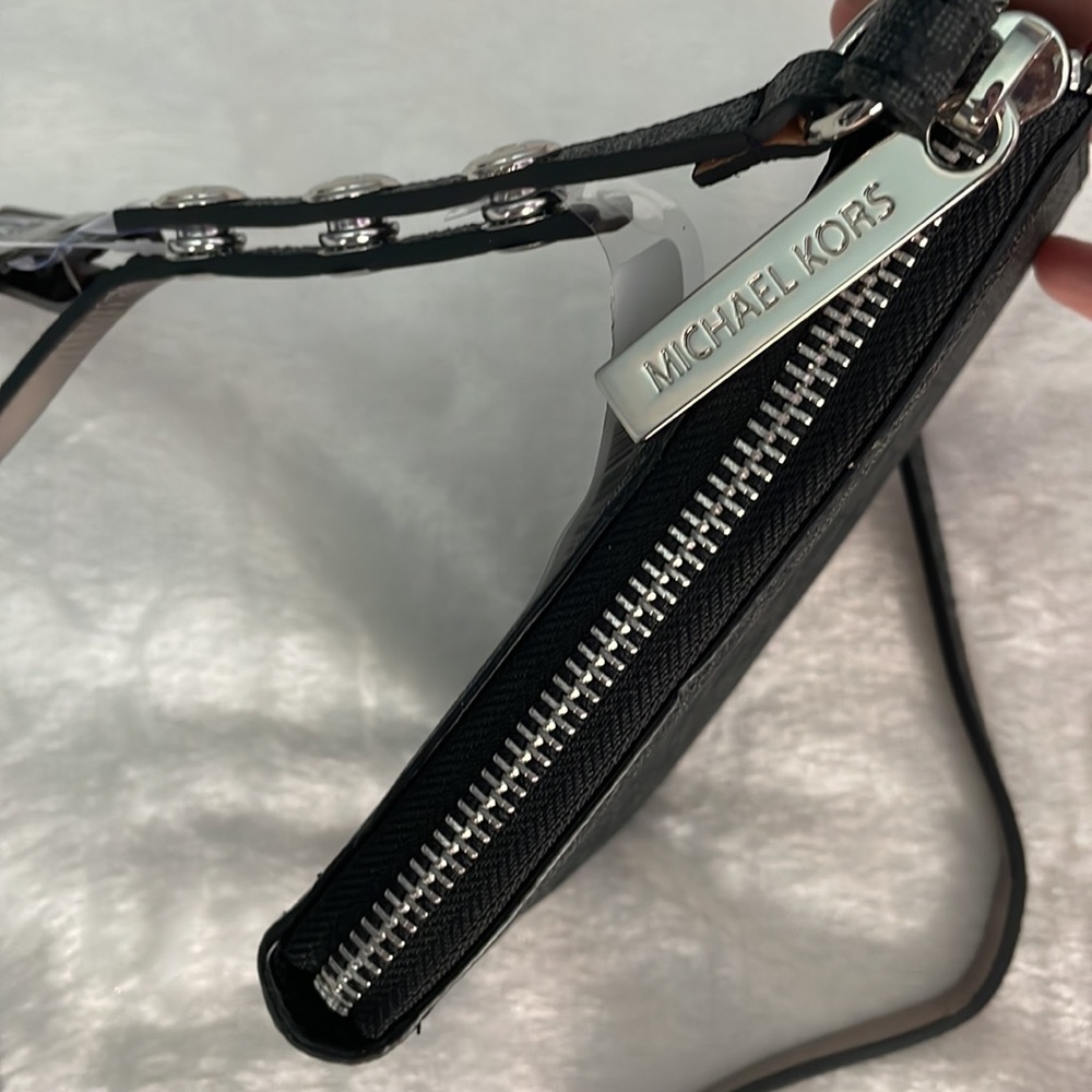 Michael Kors | MK logo NWT leather belt fanny bag - Picture 11 of 12